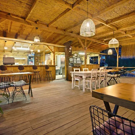 宾馆 卡巴克查卡拉海滩酒店 法拉尔雅