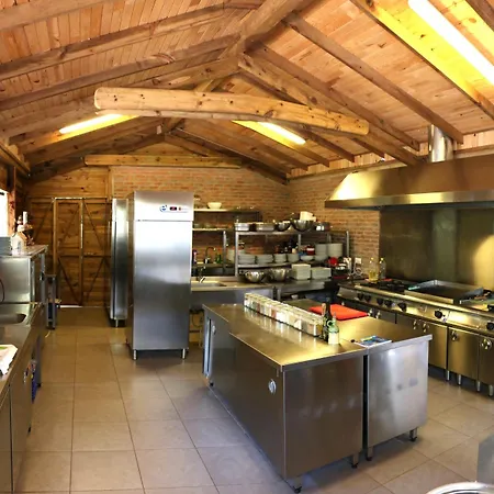 卡巴克查卡拉海滩酒店