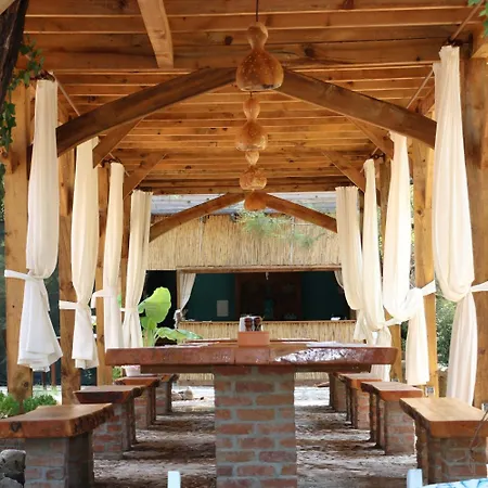 宾馆 卡巴克查卡拉海滩酒店 3*