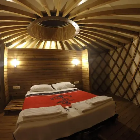 卡巴克查卡拉海滩酒店 3*